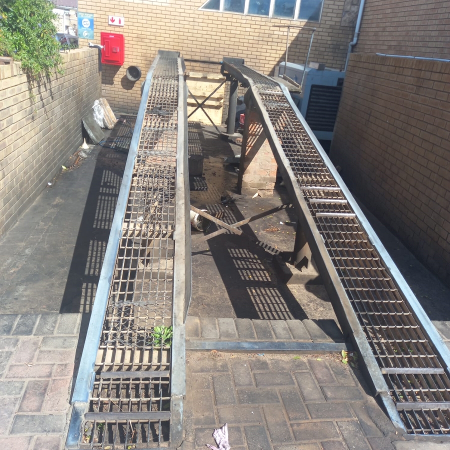 Commercial Property for Sale in Hartenbos Central Western Cape